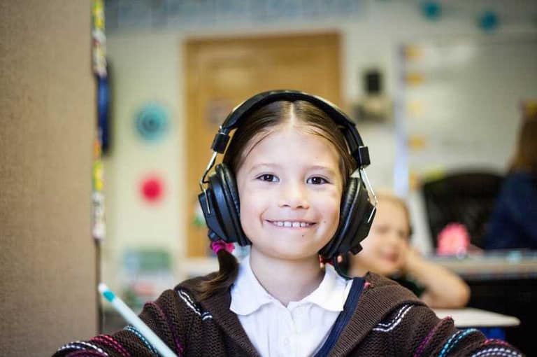 how to hide headphones at school and college